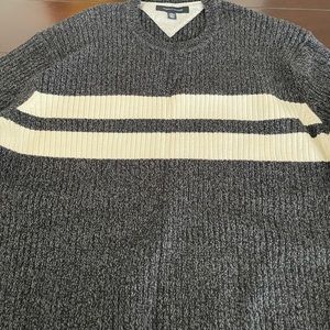 Tommy Hilfiger men sweater gray and off white